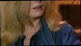 Video 1538698101: catherine deneuve, straight