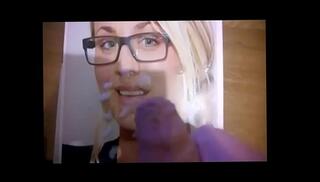 Video 342928245: kaley cuoco, solo boy