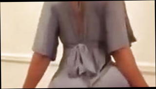 Video 1546228501: pawg twerking, milf twerking, bisexual milf, mom twerking, straight bisexual, arab twerk, arab egyptian milf