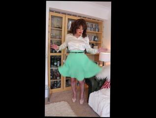 Video 245890101: shemale milf, skirt milf, redhead milf, milf stockings