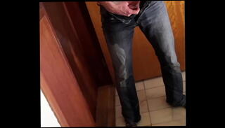 Video 436181295: solo piss, pissing boy, pissing jeans, piss wet
