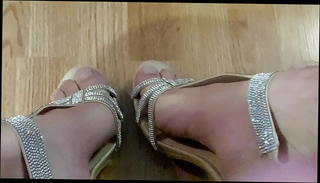 Video 1415482701: crossdresser feet, gay cum feet, crossdresser masturbating cumming, gay feet cock, heels cum feet, crossdresser handjob, amateur crossdresser, wearing strap, feet hd