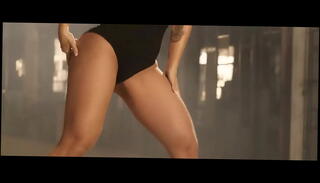 Watch the video about Kelly Key Dançando Tesão de Raba