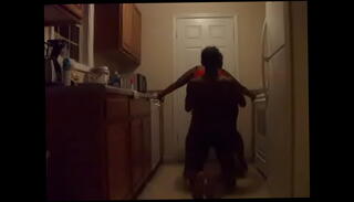 Video 58140855: amateur eats