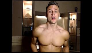 Video 606195545: ripped gay guy, ripped muscle