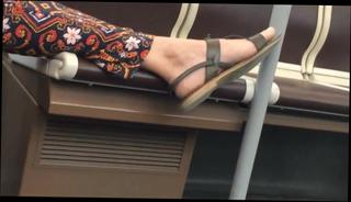 Video 506177304: foot fetish, candid feet