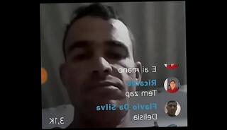 Watch the video about Pegando hetero na cam