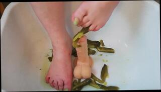 Video 960954403: solo dildo feet, milf solo dildo, dildo sexy feet, solo toy dildo, solo amateur dildoing, solo female dildo, sexy mom feet, sensual solo toy, love sexy feet, milf mom mother, cucumber dildo