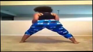 Video 70979301: big booty webcam, big booty straight, big monster booty