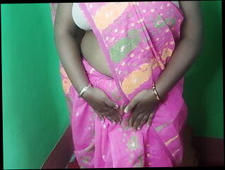 Watch the video about Sruti bhabi chut ka pani nikal rhi hei