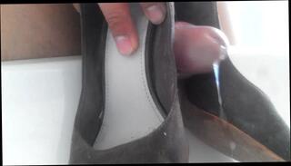 Video 191832001: gay pump, high heels pumps, man pumps, little dirty