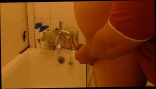 Video 311944401: pissing wanking gay, pissing masturbating gay, gay man pissing