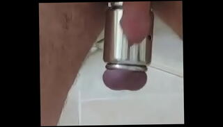 Video 1265723335: balls swinging, ball stretching, little balls