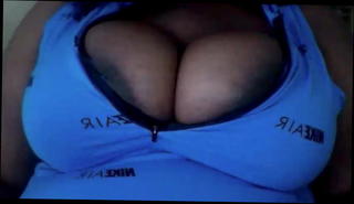 Video 965146001: tits dark nipples, big tits latin cam, straight cam, nipples squeezed, nipples tight, big black nipples