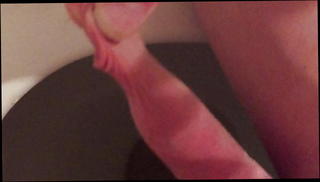 Video 1404928601: little pee, gay