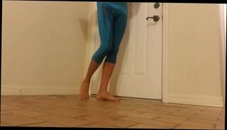 Video 993822415: pee watersports, peeing urinal, watersports fetish, shemale pee, yoga pants pee