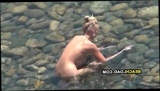 Video 915238445: nudist beach