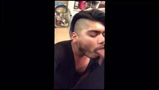 Video 368759201: gay throat