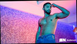 Video 1625050644: solo gay male, solo male muscle, wet jerk