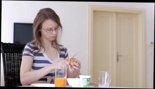 Watch the video about ENERGIZING BREAKFAST TEENCOUPLE