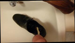 Video 262861301: gay men pissing, gay man pissing, piss shoes, dress pissing, pissing hd