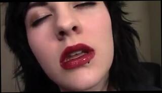 Video 194688404: brunette babe pov, virtual kiss