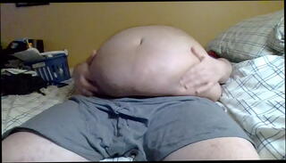 Video 702414385: chubby gay, chubby belly play, soft chubby