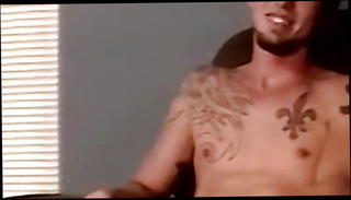 Video 1185317501: amateur gay jerks, jerking helps, very horny love