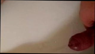 Video 1025779701: self piss, amateur gay