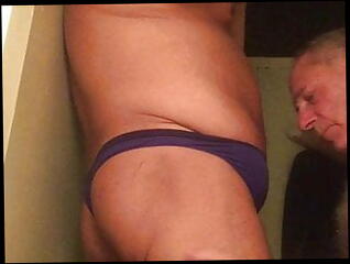 Video 1225059001: gay sucking, bath sucking