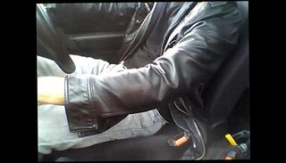 Video 259649335: gay masturbation cumshot, car cumshot