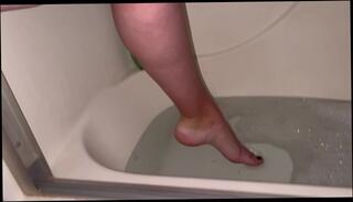 Video 1610922123: milf feet solo, sexy milf feet, amateur milf solo, solo sexy amateur girl, trans girl feet, tranny solo trans, sexy milf mommy, boobs amateur milf, solo amateur trap, bathtub feet, feet behind, celebrity milf