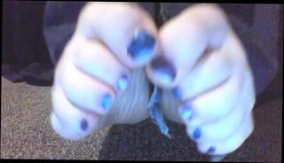 Watch the video about Feet jerk off challenge pose edition