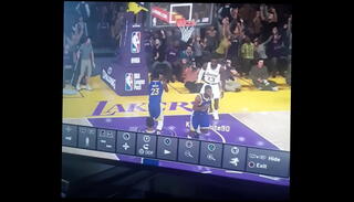 Video 939542975: licking straight