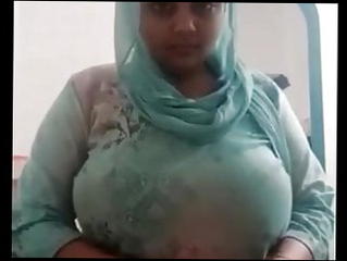 Video 1560152201: busty milf girl, busty arab milf, straight milf, arab milf muslim, arab hijab milf