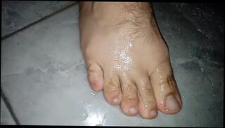 Video 1616619023: feet fetish sex, fetish soles feet, male feet fetish, fetish big feet, feet solo, amateur orgasm solo, latin solo orgasm, big dick solo male, solo male public, bathroom fetish, young solo male, old feet, dirty soles, washing dirty