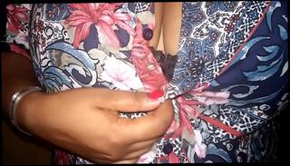 Video 399736765: skin boobs