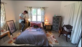 Video 1571577403: solo male