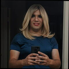 Video 1604609821: amateur shemale, little jerk, bed jerking, hd shemale