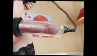 Video 886608701: shemale pumps, pumping young