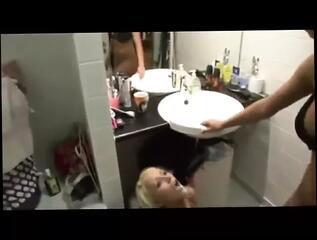 Video 370880901: drinking piss straight, amazing piss