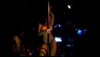 Video 6907505: brunette teasing, strip