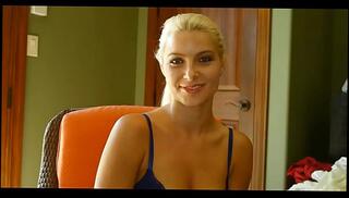 Video 454918825: cutie sucks