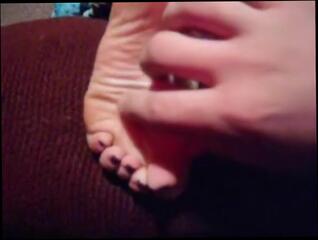 Video 1056998004: amateur foot fetish, homemade feet, socks bare feet