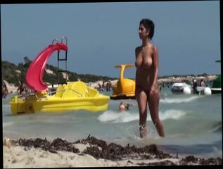 Video 887449504: babe topless, two topless, two european babes