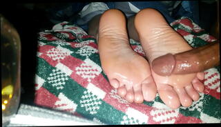 Video 165324915: feet soles, cock explode, cock rubbing