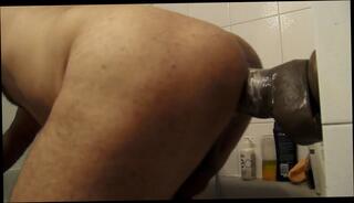 Video 110127401: toy gay man, big toy