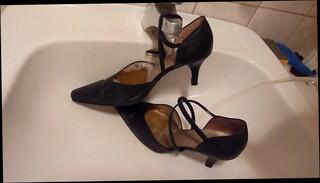 Video 308504001: pissing black gay, wife pissing, gay man pissing, high heels pissing