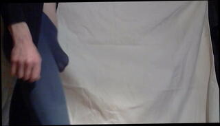 Video 771273975: legs balls