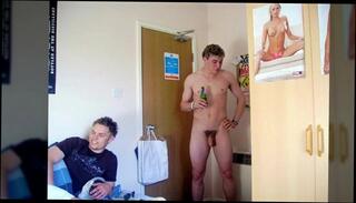 Video 941003601: gay couple, bear couple